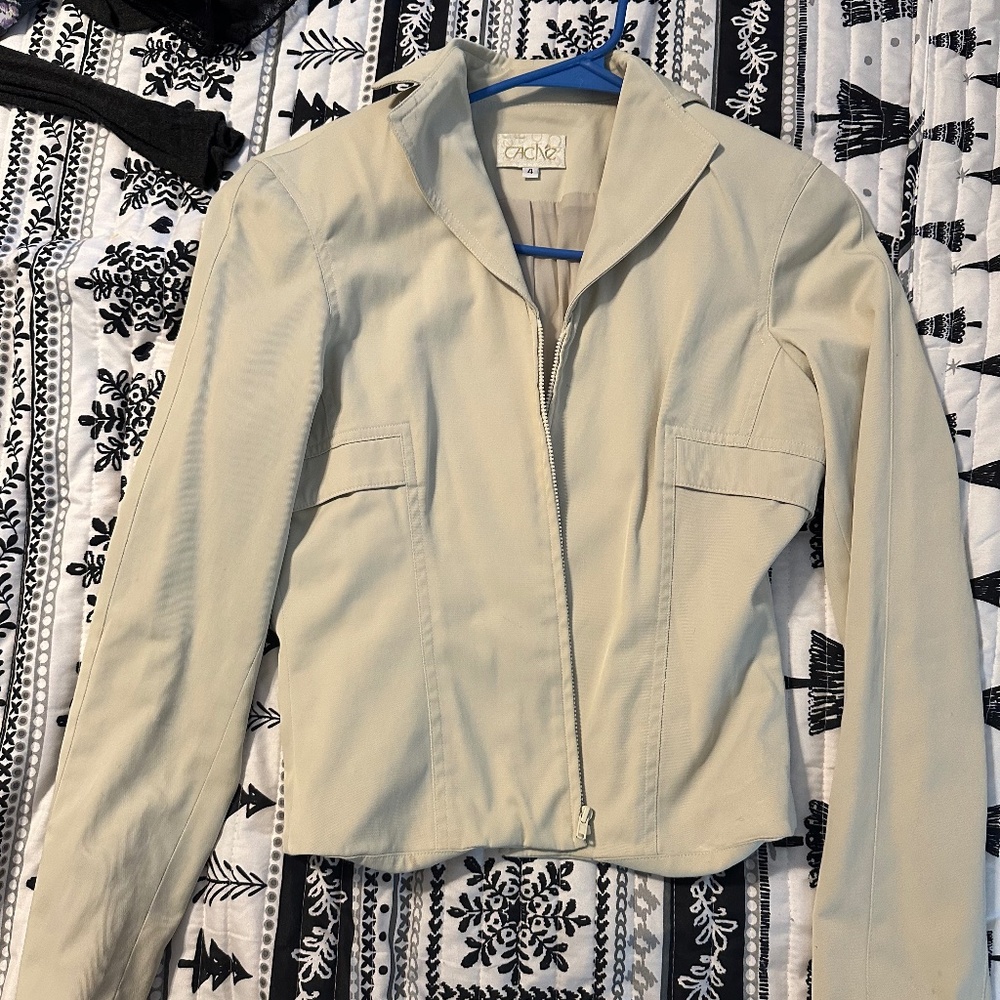 Cache Cream Jacket - image 1
